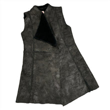 Load image into Gallery viewer, 293 - Black Faux Leather/Fur Vest - Size S