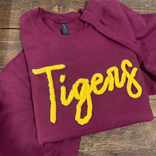 Load image into Gallery viewer, Tigers - Chenille Yarn Embroidery