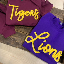 Load image into Gallery viewer, Tigers - Chenille Yarn Embroidery