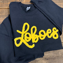 Load image into Gallery viewer, Loboes - Chenille Yarn Embroidery