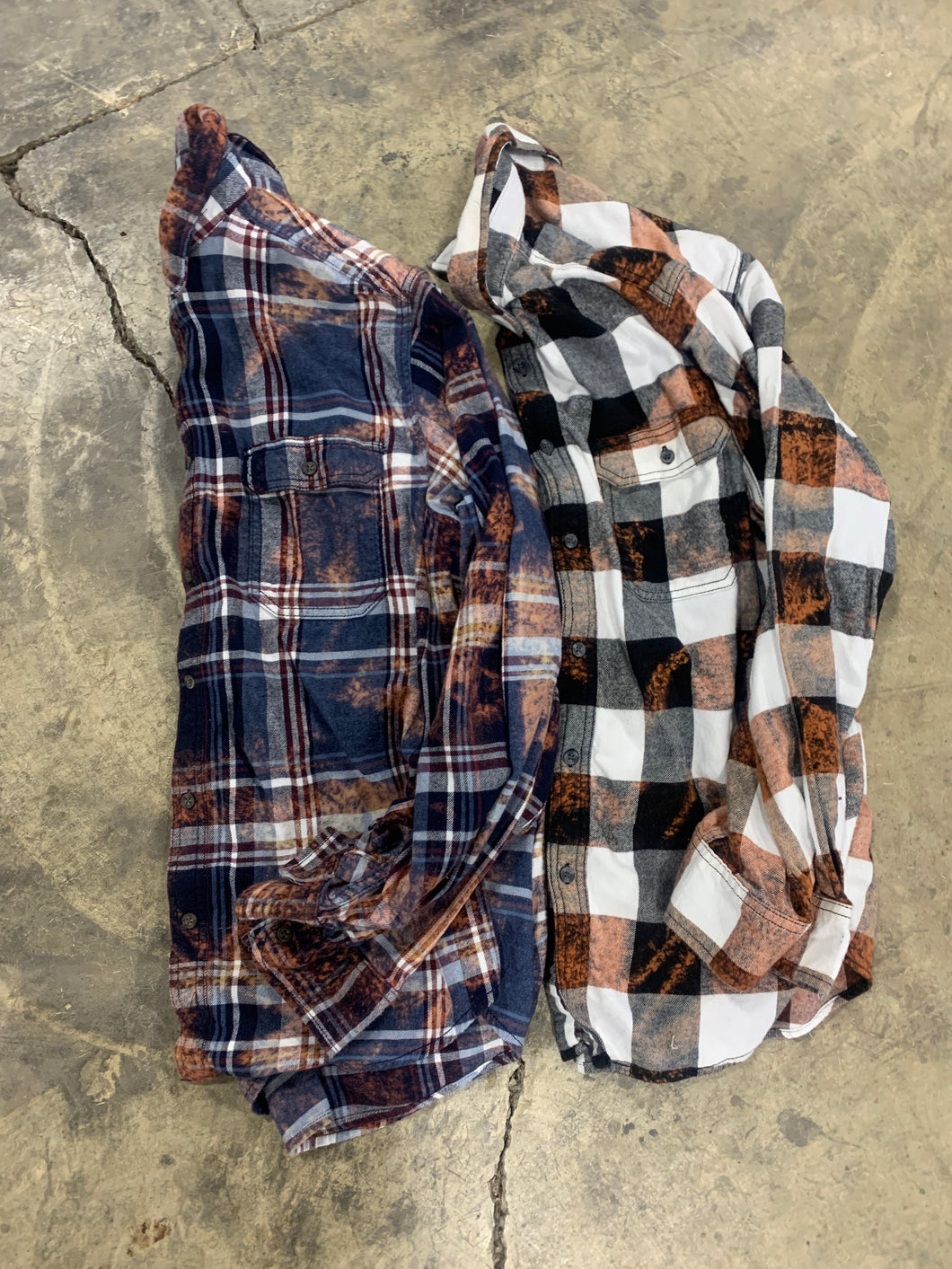 Navy / Red / White - Acid Wash Flannel Splatter