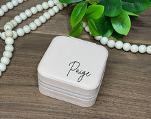 Load image into Gallery viewer, Personalized Jewlery Box