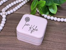 Load image into Gallery viewer, Personalized Jewlery Box