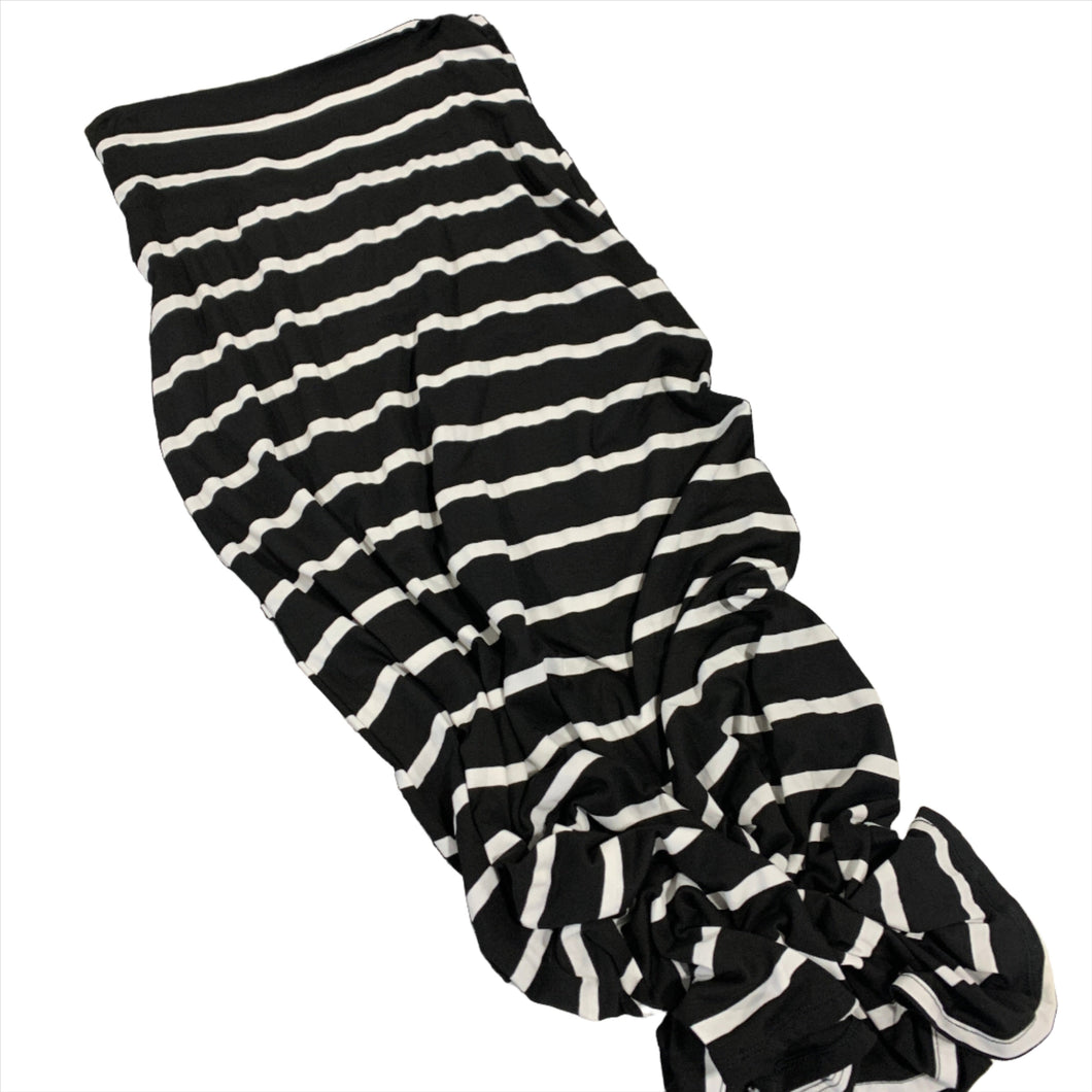 130 - Maxi Skirt Black/ White - Plus Size