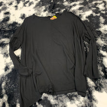 Load image into Gallery viewer, 254 - Black Scoop Neck Long Sleeve