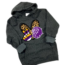 Load image into Gallery viewer, Peace Love Lions - Design 2