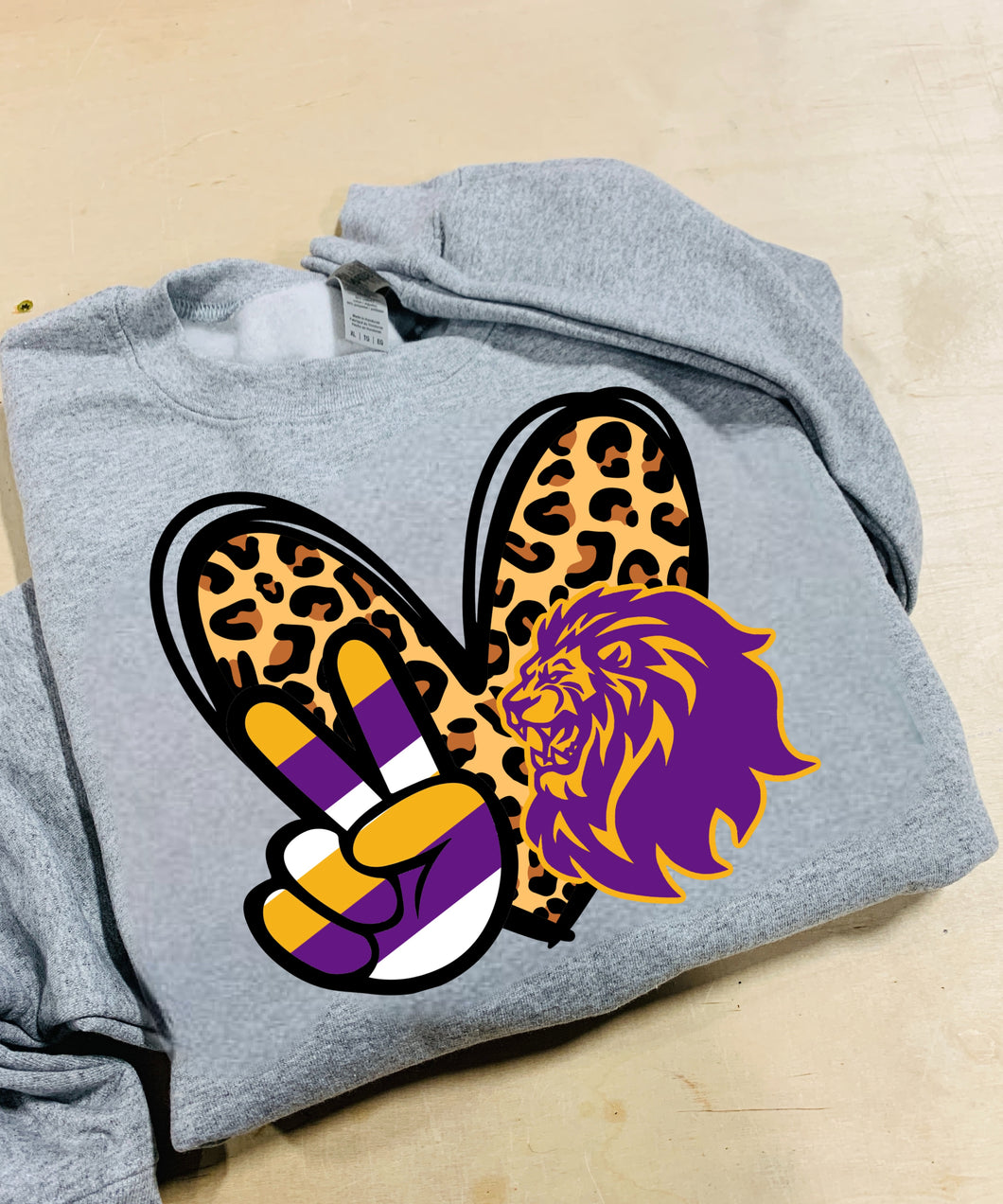 Peace Love Lions - Design 1