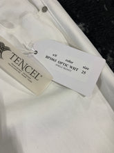 Load image into Gallery viewer, 133 - White Pant - Size 25