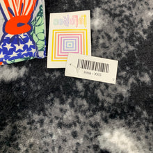 Load image into Gallery viewer, 296 - LuLaRoe - Grey - Lady Liberty - High Low Top - Size XXS