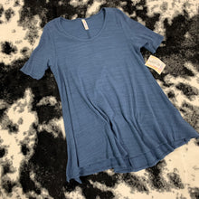 Load image into Gallery viewer, 308 - LuLaRoe - Heather Blue Top - Size M