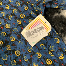 Load image into Gallery viewer, 298 - LuLaRoe - Blue Floral Top - Size 3XL