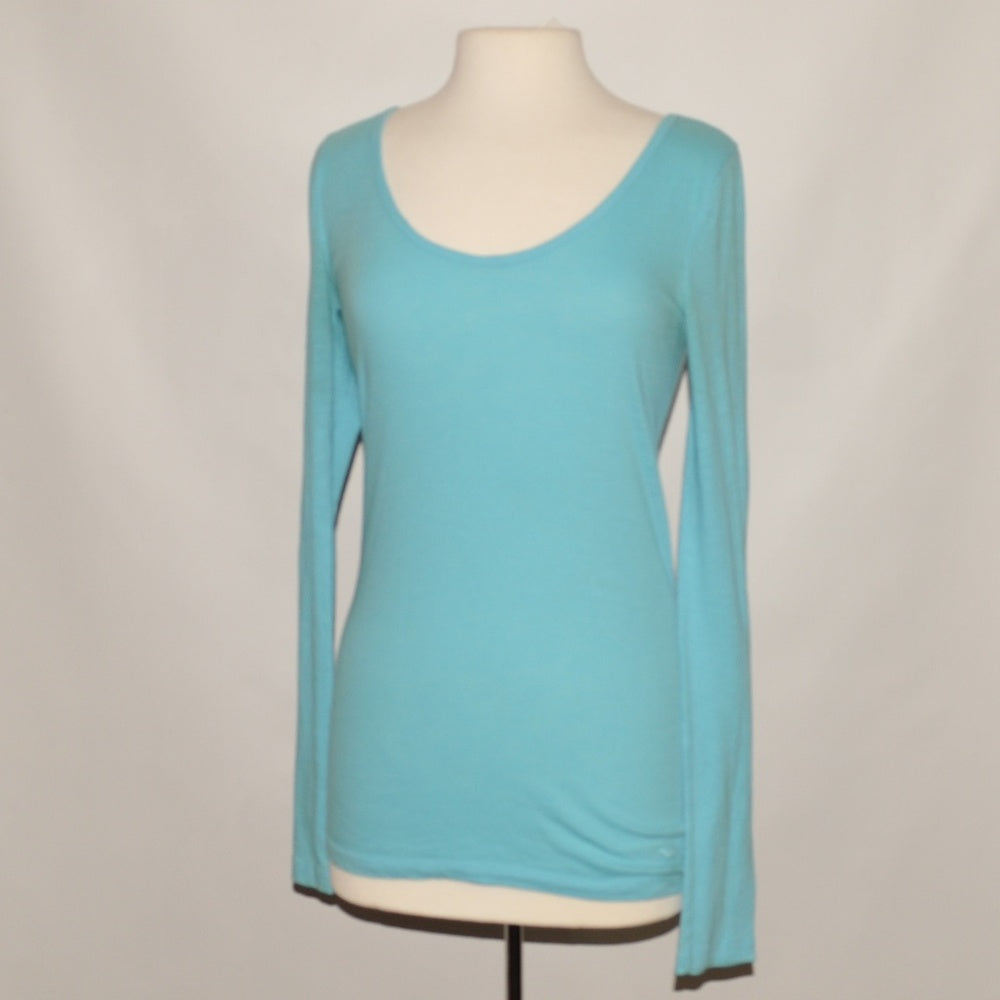 Victoria's Secret M Sky Blue Long Sleeve Soft 2267