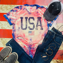 Load image into Gallery viewer, USA w/ Flag