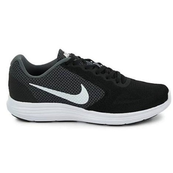 3151 - NIKE MENS REVOLUTION 3 WIDE